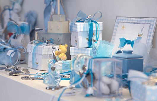 Idées cadeaux baby shower pour maman et bébé